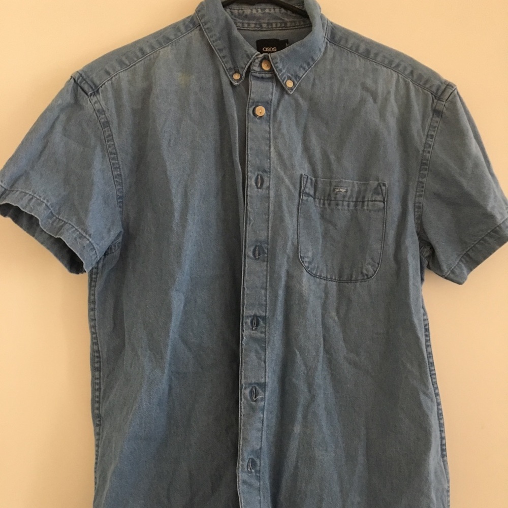 Short sleeve, button down denim shirt
